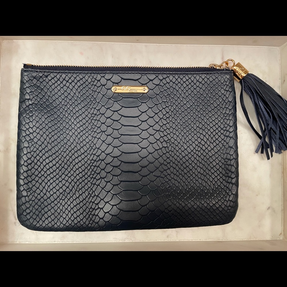 Gigi New York clutch